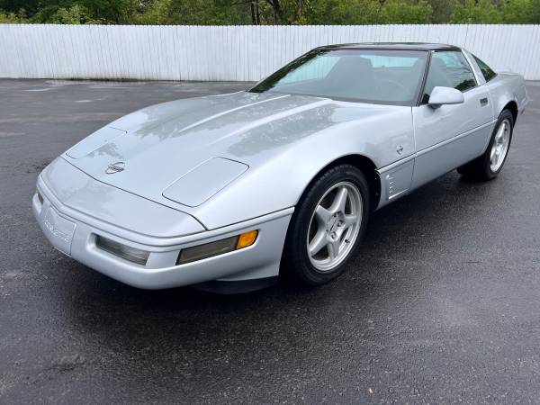 1996 Chevrolet Corvette Collectors Editions 2 Tops Automatic - cars for sale in Watertown, NY