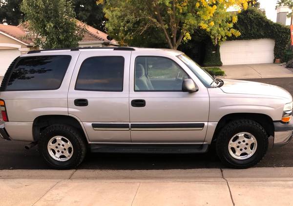 Chevy tahoe 2004 for sale in Stockton, CA – photo 3