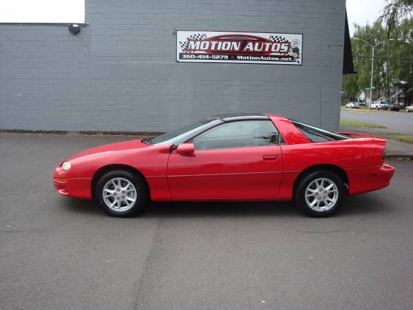 2001 CHEVROLET CAMARO T-TOP BRIGHT RED V6 AUTO ALLOYS !!!!! for sale in LONGVIEW WA 98632, OR – photo 2