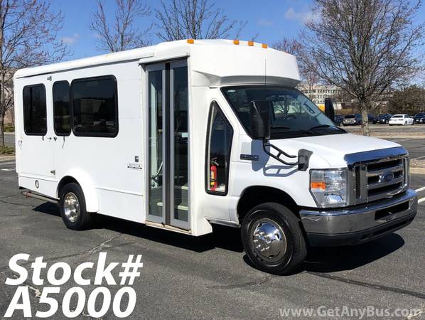 Wide Selection of Shuttle Buses, Wheelchair Buses And Church Buses for sale in Westbury, PA – photo 19