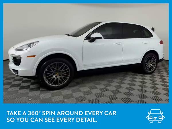 2017 Porsche Cayenne Platinum Edition Sport Utility 4D suv White for sale in Westport, NY – photo 3