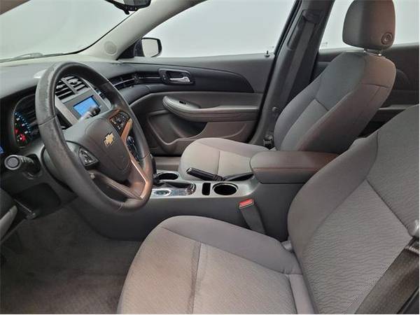 2014 Chevrolet Malibu LS - sedan - - by dealer for sale in Lubbock, TX – photo 17