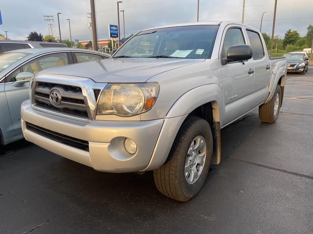 2009 Toyota Tacoma Double Cab V6 4WD for sale in Traverse City, MI – photo 2
