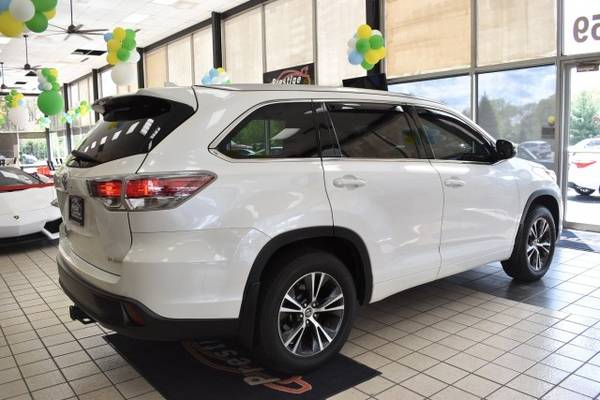 2016 Toyota Highlander XLE - - by dealer - vehicle for sale in Cuyahoga Falls, PA – photo 14