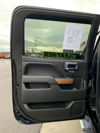 2015 Chevrolet Silverado 1500 4WD Crew Cab 143.5" LTZ w/1LZ - cars &... for sale in Chesaning, MI – photo 18