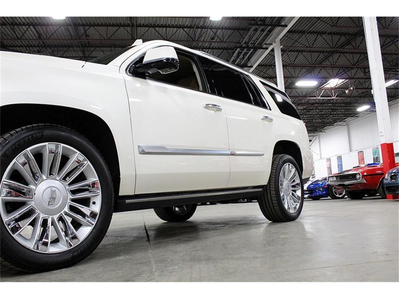 2015 Cadillac Escalade for sale in Kentwood, MI – photo 86