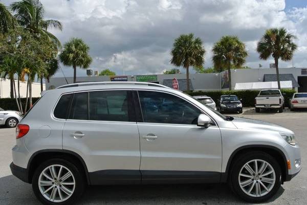 2010 Volkswagen Tiguan (crv rav4 equinox escape rogue encore journey... for sale in Miami, FL – photo 6
