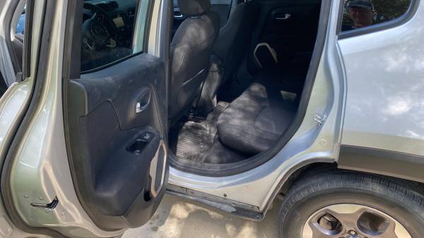 2016 Jeep Renegade - Runs but needs engine work - - by for sale in Universal City, TX – photo 10