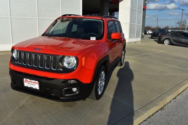 2018 Jeep Renegade Latitude for sale in Quincy, IL – photo 9