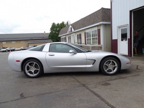 2002 Chevrolet Corvette *LIKE NEW ONLY 2,550 MILES* for sale in Waterloo, IA – photo 6