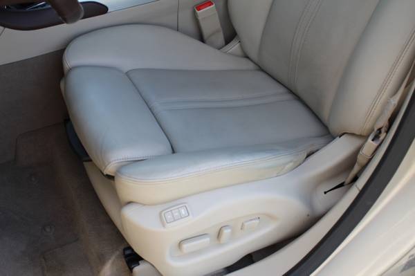1-Owner 2012 Cadillac SRX Luxury Collection 3 6L V6 Sunroof Leather for sale in Louisville, KY – photo 23