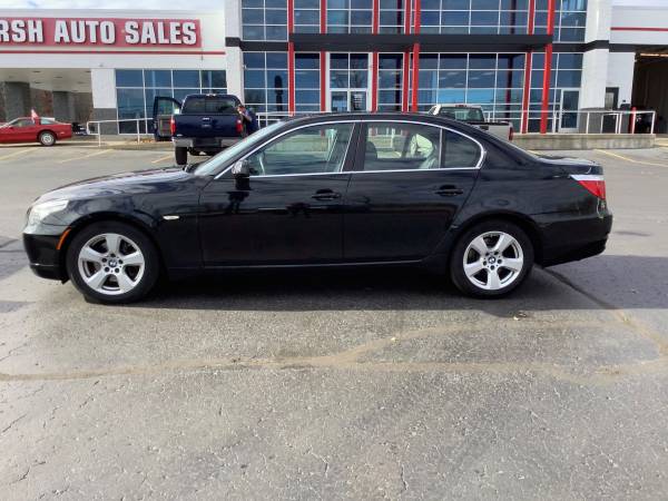 Sleek! 2008 BMW 535xi! AWD! Clean Carfax! Loaded! - cars & trucks -... for sale in Ortonville, OH – photo 2