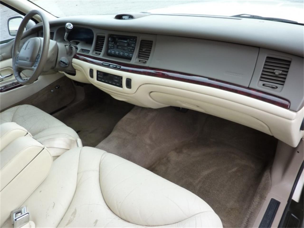 1997 Lincoln Town Car for sale in Pahrump, NV – photo 8