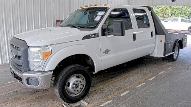 2014 Ford F-350 Super Duty Chassis XLT Crew Cab DRW 4WD for sale in Denver, NC – photo 4