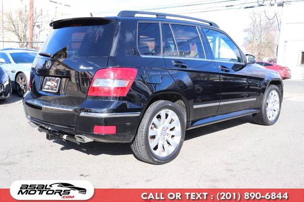 Look What Just Came In! A 2011 Mercedes-Benz GLK-Class with 8-North for sale in East Rutherford, NJ – photo 5