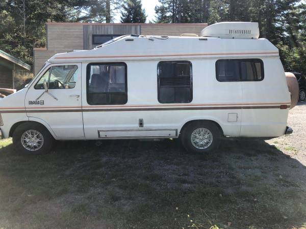 1985 Dodge B250 extender camper van for sale in Langlois, OR – photo 4