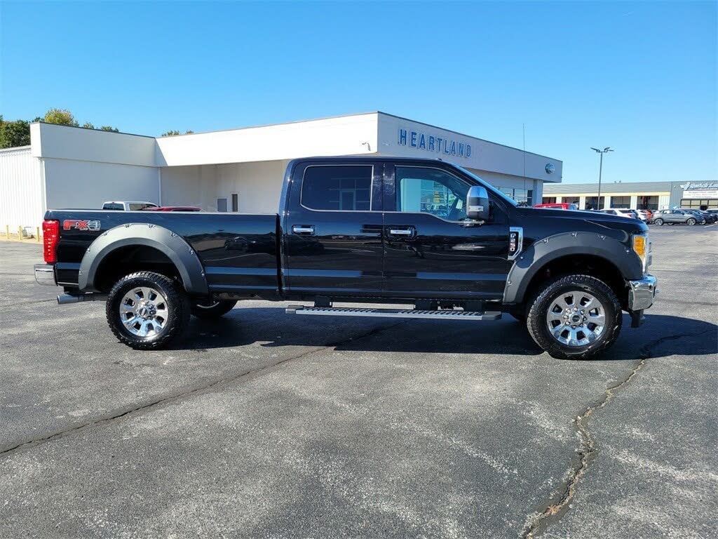 2017 Ford F-250 Super Duty Lariat Crew Cab LB 4WD for sale in Heber Springs, AR – photo 2