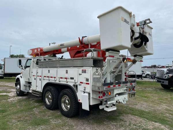 Commercial Trucks-2008 Sterling-Dual Bucket Truck for sale in Palmetto, VA – photo 4
