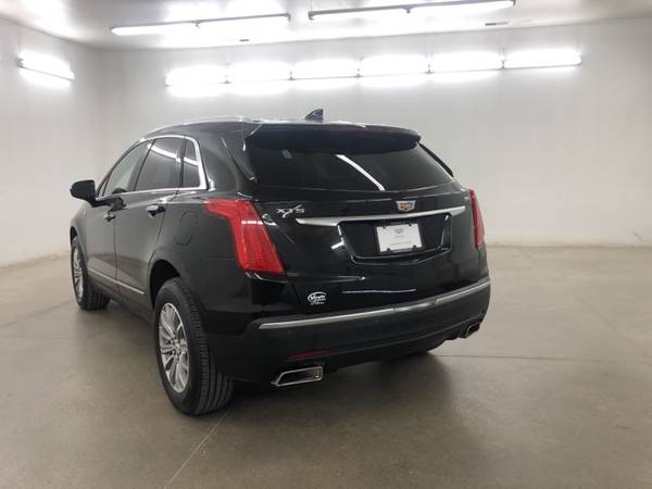 2017 Cadillac XT5 Luxury - - by dealer - vehicle for sale in Other, IL – photo 11