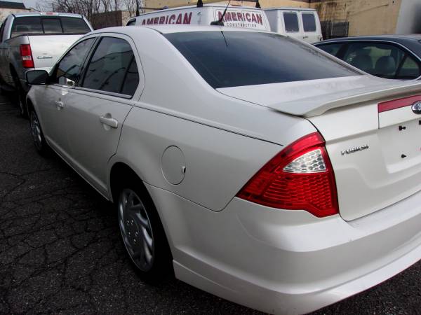 2010 Ford Fusion SE - - by dealer - vehicle automotive for sale in Hackensack, NJ – photo 4