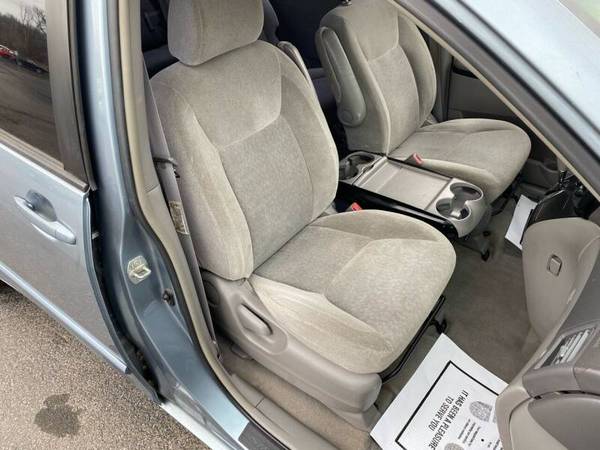 2004 Toyota sienna LE 7 Pass reliable clean guaranteed... for sale in Spencerport, NY – photo 10