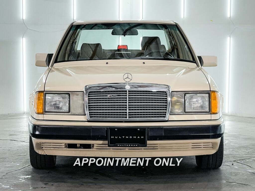 1990 Mercedes-Benz 300-Class 4 Dr 300D Turbodiesel Sedan for sale in Portland, OR – photo 2