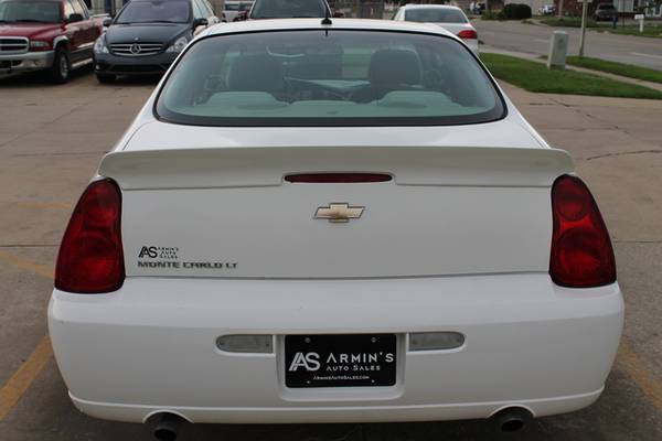 2006 Chevrolet, Chevy Monte Carlo LT 3.9L for sale in Iowa City, IA – photo 4