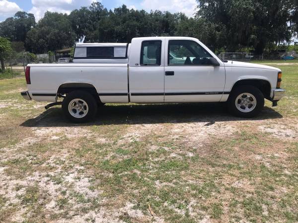 White pickup work truck v8 for sale in North Fort Myers, FL