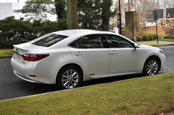 2014 Lexus ES 300h - - by dealer - vehicle automotive for sale in Great Neck, NY – photo 5
