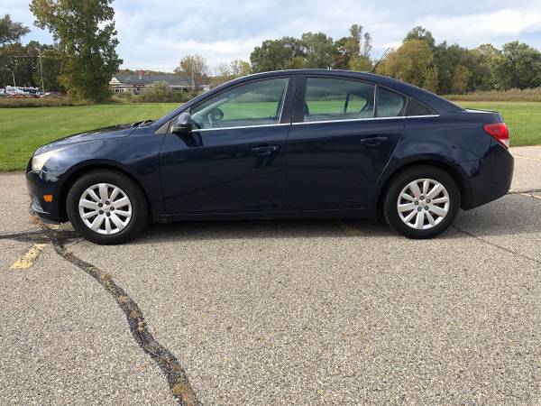 Reliable! 2011 Chevy Cruze LT! Deal! for sale in Ortonville, MI – photo 2