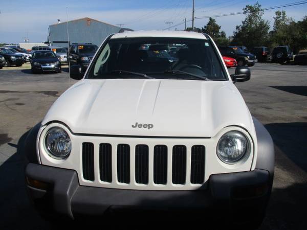 2003 Jeep Liberty 4x4 5 sp manual 139k mi !SALE! for sale in Angola, IN /trades welcome, IN – photo 3