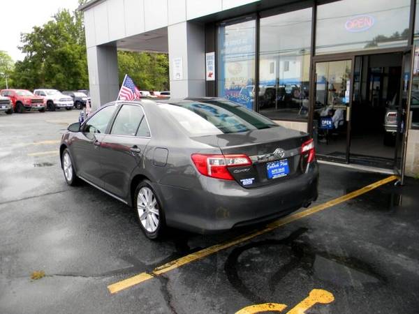 2012 Toyota Camry XLE 2 5L 4 CYL GAS SIPPING MID-SIZE SEDAN W/ROOF for sale in Plaistow, NH – photo 8