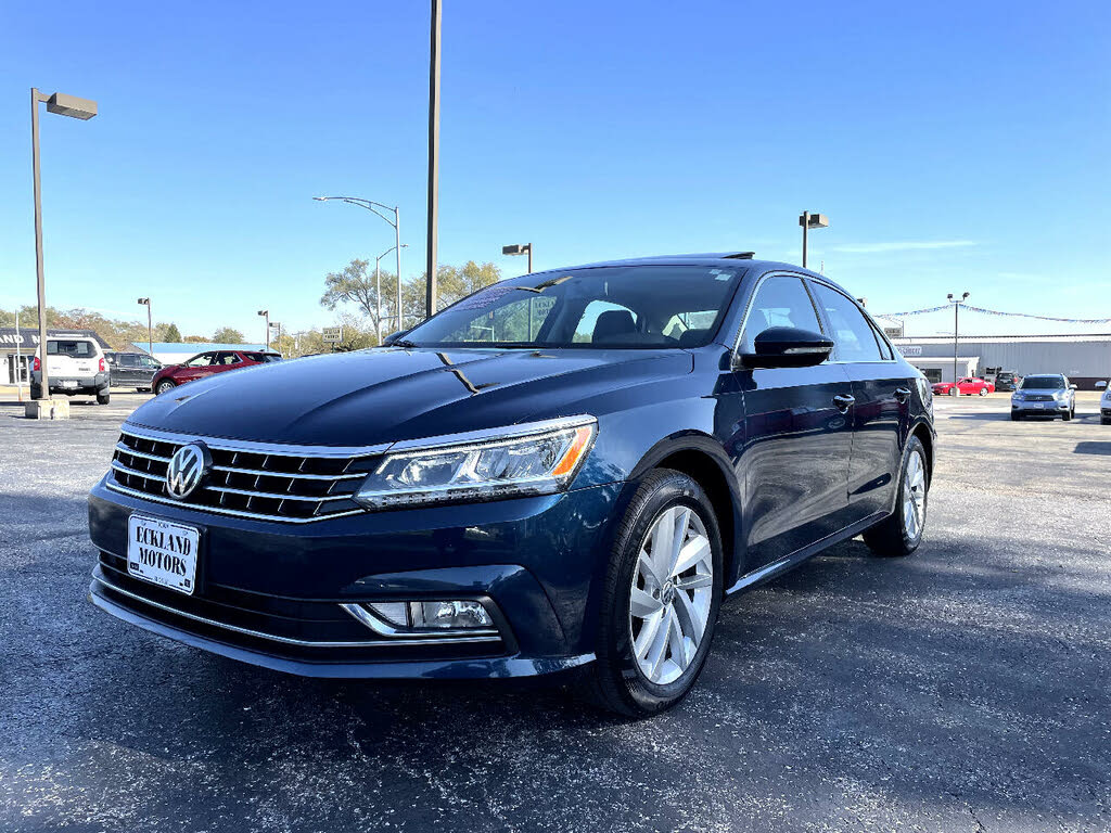 2018 Volkswagen Passat 2.0T SE FWD with Technology for sale in Keokuk, IA – photo 2