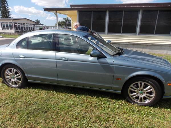 2004 Jaguar S-Type - cars & trucks - by owner - vehicle automotive... for sale in Oneco, FL