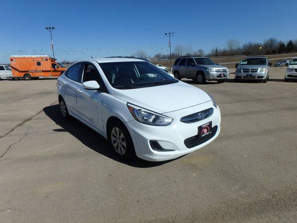 2017 Hyundai Accent SE - - by dealer - vehicle for sale in Bonne Terre, MO – photo 3