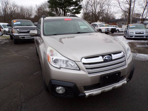 2014 Subaru Outback 4dr Wgn H6 Auto 3 6R Limited for sale in Vestal, NY – photo 9