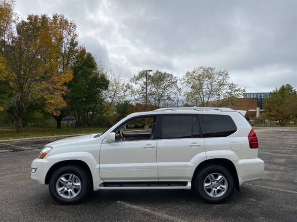 2006 Lexus GX470: LOW Miles 4WD DESIRABLE 3rd Row Seating for sale in Madison, WI – photo 6