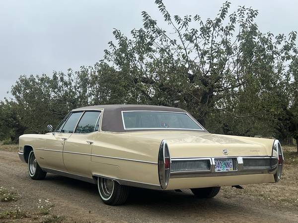 1967 Cadillac Fleetwood Brougham - - by dealer for sale in Corvallis, OR – photo 3