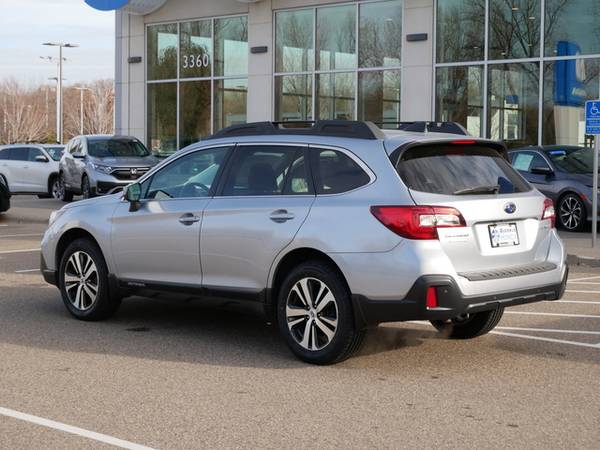 2018 Subaru Outback Limited - - by dealer - vehicle for sale in VADNAIS HEIGHTS, MN – photo 8