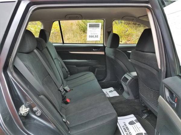 2013 Subaru Outback Wagon AWD 136K, 6 Speed, AC CD/MP3/Bluetooth NICE! for sale in Belmont, ME – photo 12