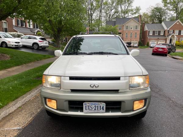 2001 Infiniti QX4 4X4 Low miles only 145k looks and runs great for sale in OAKTON, District Of Columbia – photo 4