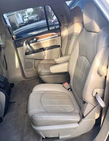 2011 Buick Enclave CXL (New engine and well maintained) for sale in Lexington, SC – photo 6