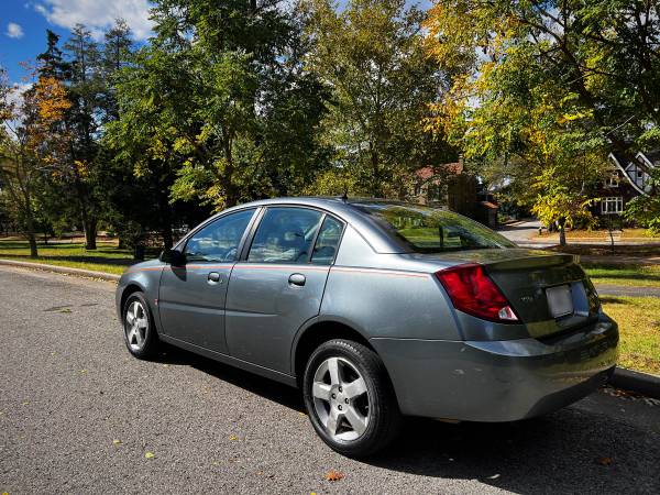 2007 Saturn Ion 3 Excellent Condition for sale in Saint Louis, MO – photo 4