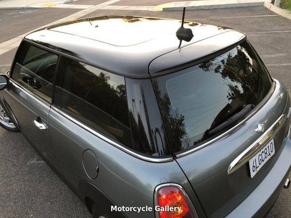 2010 MINI Cooper Base 6-Speed Automatic - Excellent Condition! for sale in Oceanside, CA – photo 10