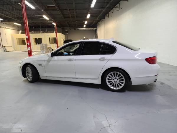 2012 BMW 535xi Luxury Line Alpine White 88k miles Carfax Value... for sale in Northbrook, IL – photo 4