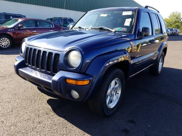 2004 JEEP LIBERTY LIMITED, CLEAN TITLE, DRIVES GREAT, 1 OWNER 4X4 SUV for sale in Allentown, PA