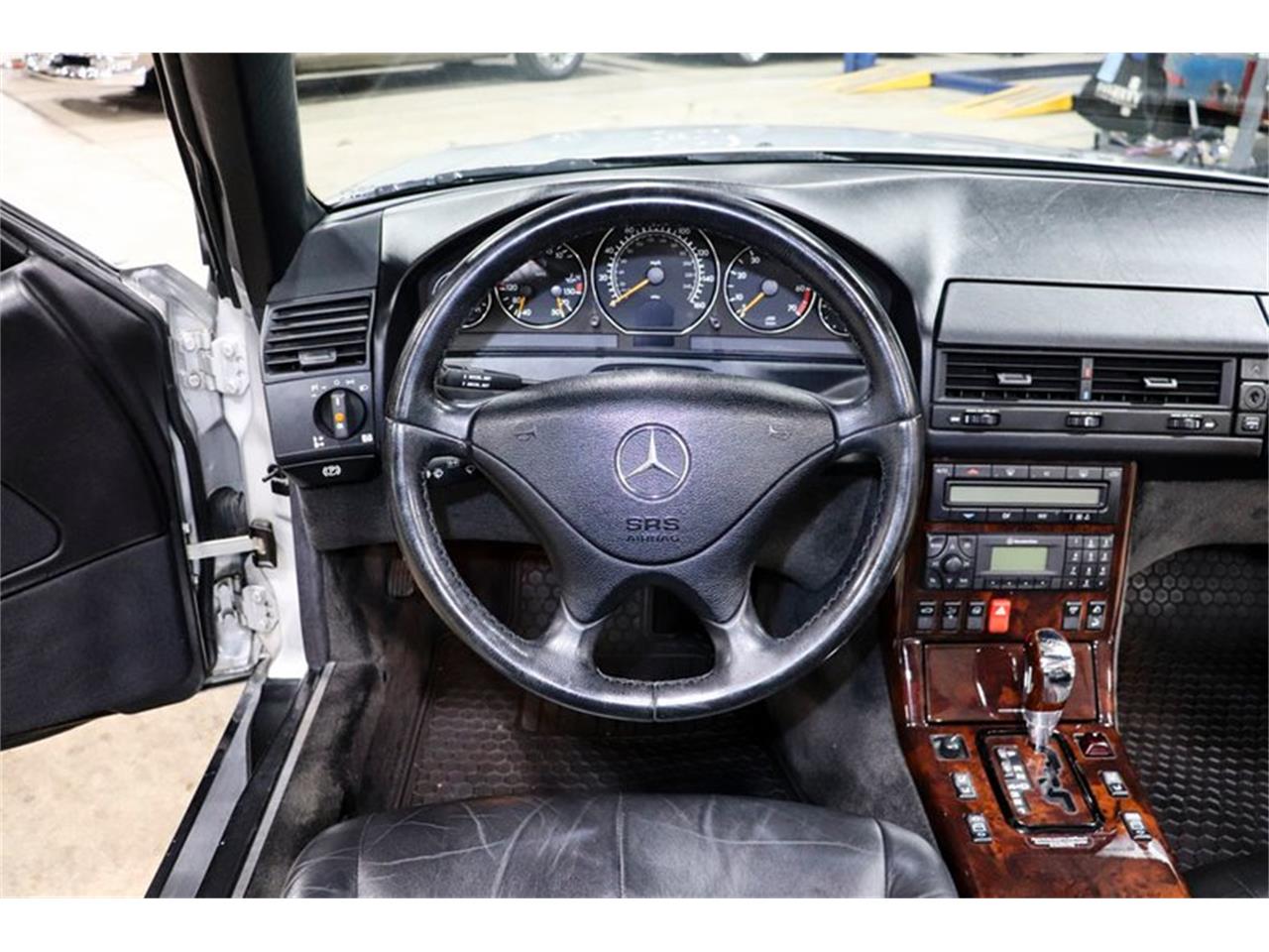 2001 Mercedes-Benz SL500 for sale in Kentwood, MI – photo 12