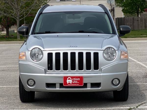 2010 Jeep Compass Latitude 4x4 - - by dealer - vehicle for sale in Council Bluffs, NE – photo 4