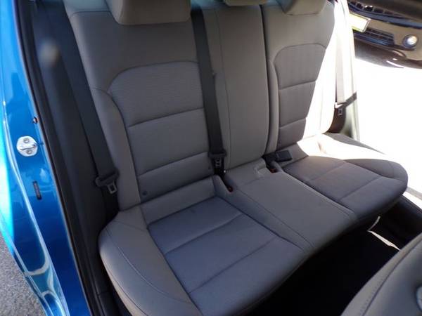 2018 Hyundai Elantra Value Edition Sedan 4D for sale in Haltom City, TX – photo 14
