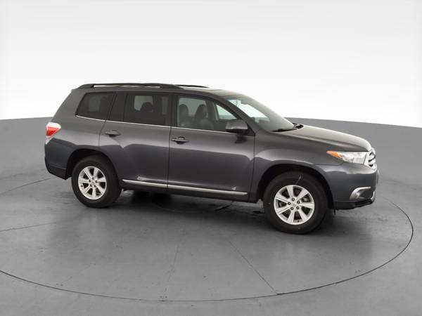 2013 Toyota Highlander Plus Sport Utility 4D suv Gray - FINANCE... for sale in Syracuse, NY – photo 14